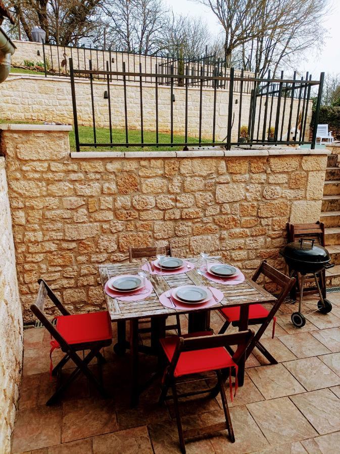 Le Clos De La Musardise - Gites De Charme Avec Piscine Chauffee Salignac Eyvigues Exteriér fotografie